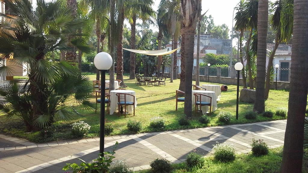 Oasi Park Hotel Маскалі Екстер'єр фото